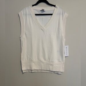 NEW! Athleta Women's White V-Neck Tank Top NWT size XS oversized vest